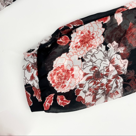 ASTR Romper - Picture 11 of 14